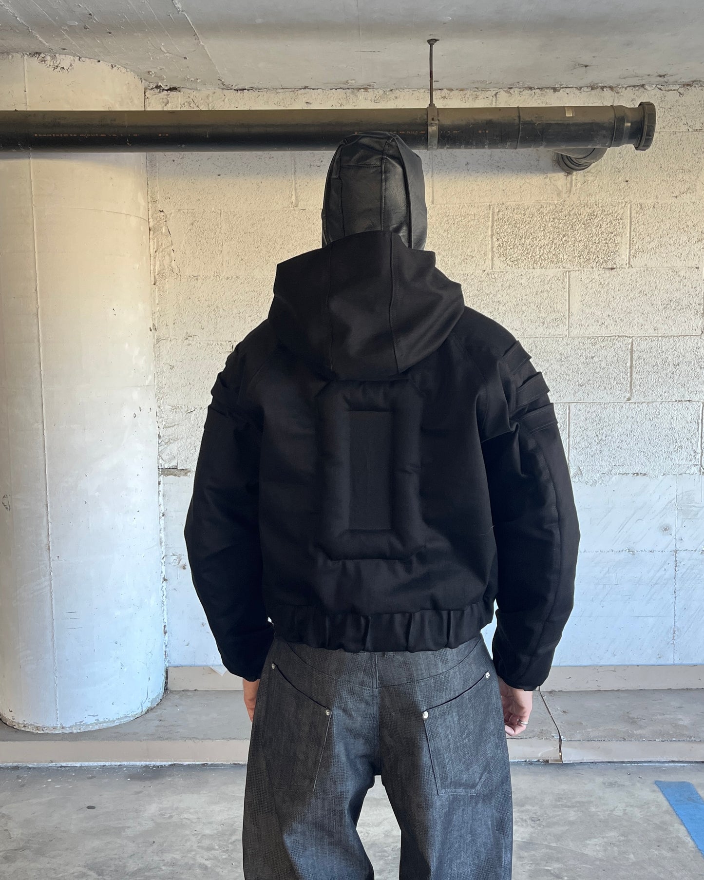 “BOMBER IN DENIM”